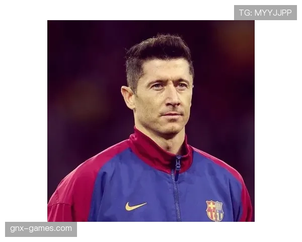 凯恩与莱万:顶级中锋稳定性对比分析 凯恩与莱万:顶级中锋稳定性对比分析